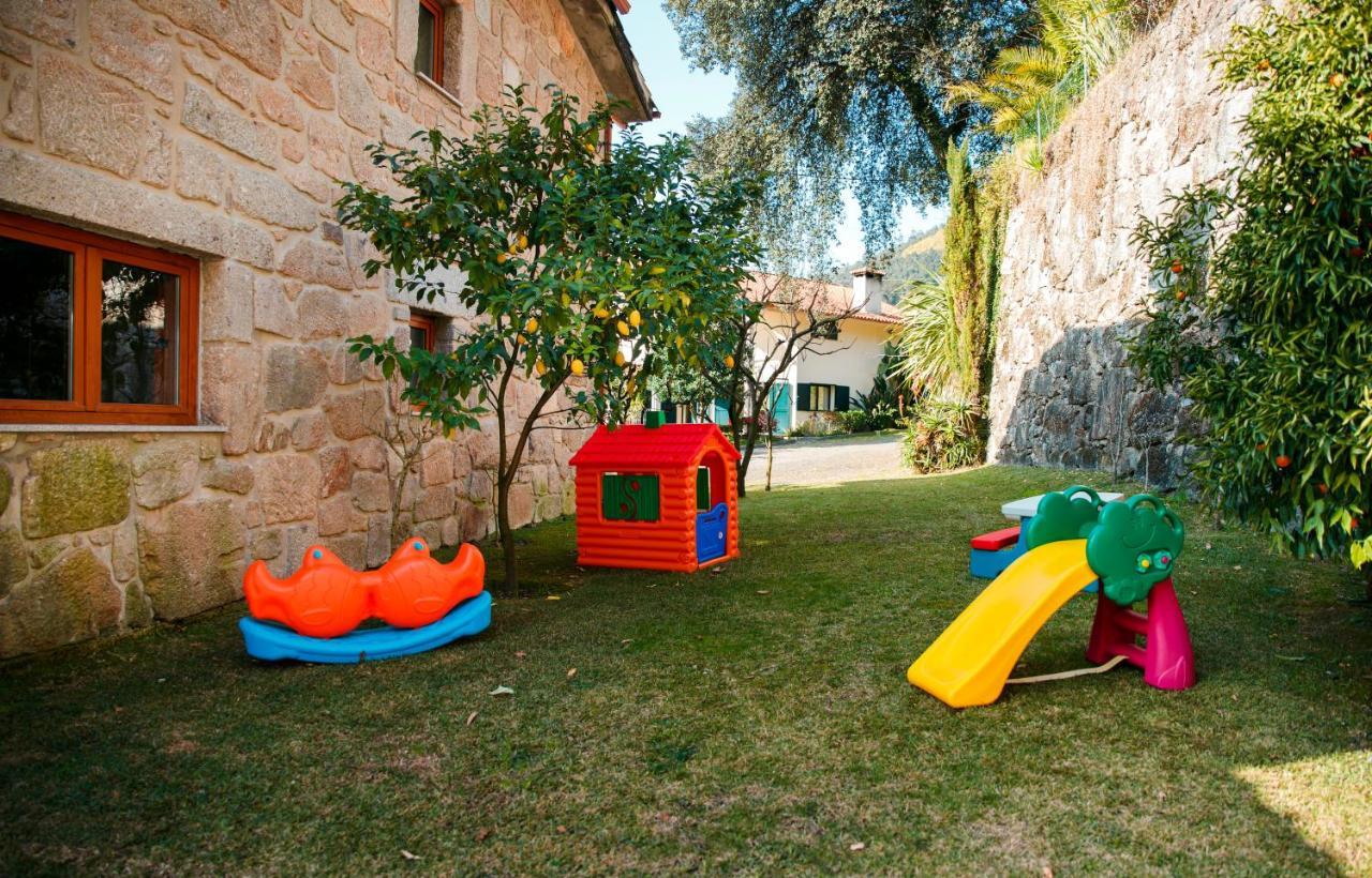 Casa Das Flores Amares Kültér fotó